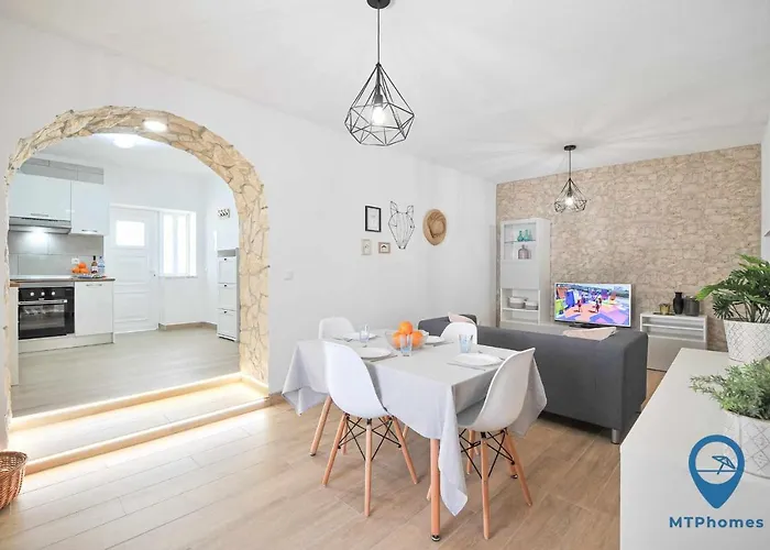 Titeresa By Mtphomes